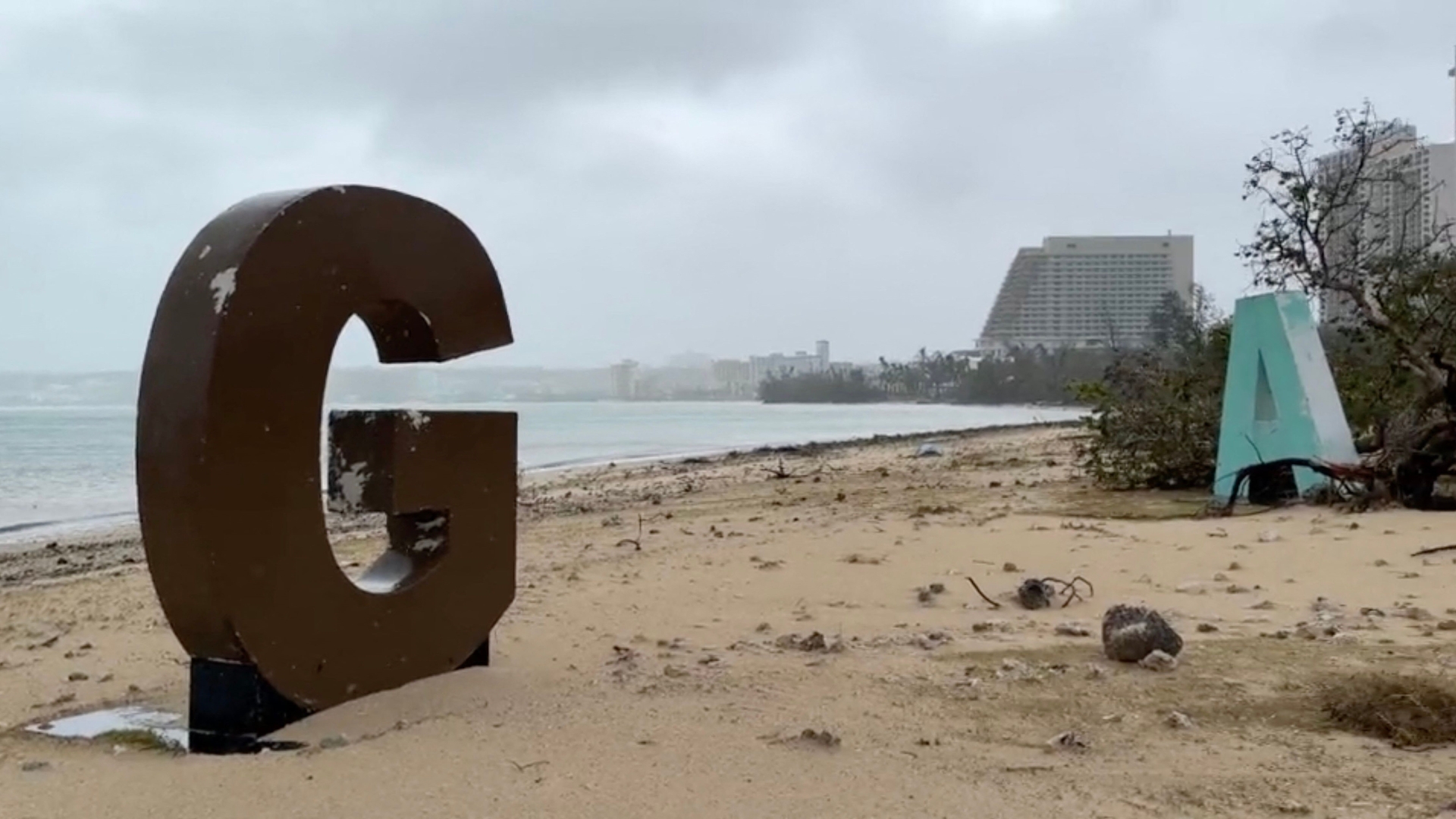 Guam Airport to Resume Operations After Super Typhoon: Korean Tourists Stranded to Return Home