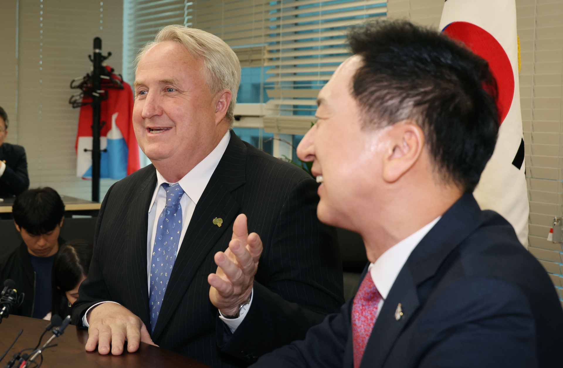 New People Power Party Innovation Committee Chairman In Yo-han Meets with Leader Kim Ki-hyun for Party Reform Discussions